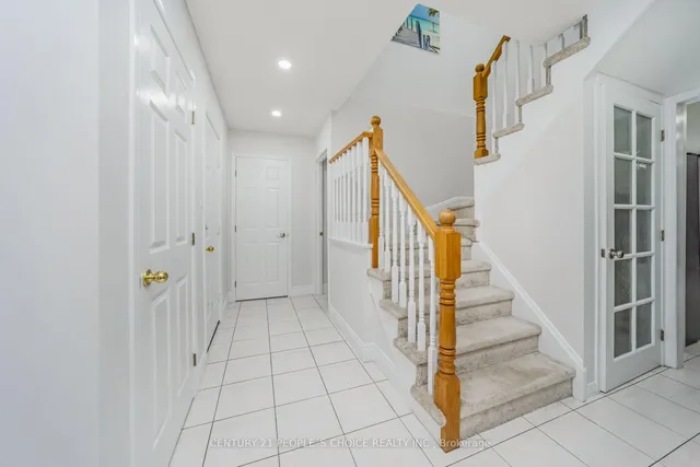 Additional image 20 of 10 Hillgarden Dr