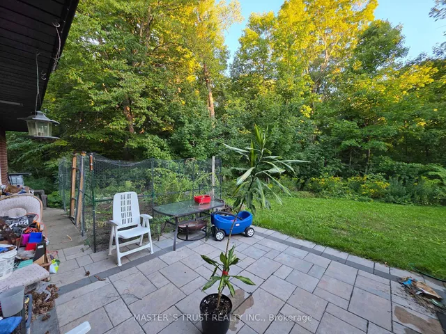 Additional image 10 of 2 Craigmont Dr