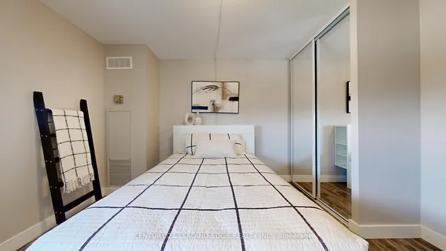 Additional image 34 of 3845 Lake Shore Blvd Unit 1611