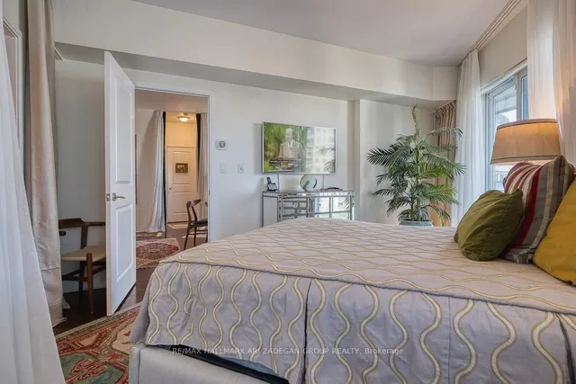 Additional image 27 of 60 Absolute Ave Unit 1507