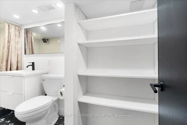 Additional image 42 of 40 Emerald St