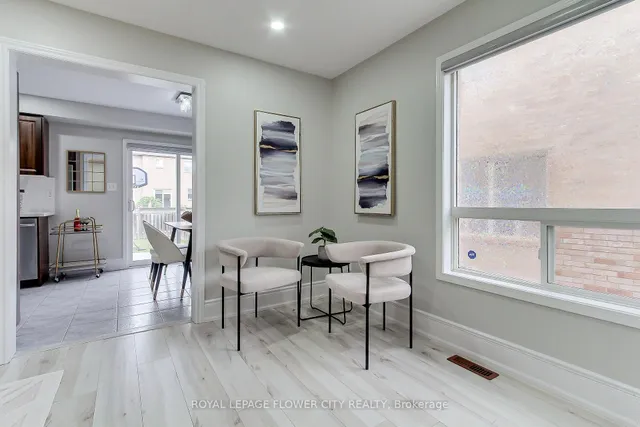 Additional image 13 of 6 Studebaker Tr