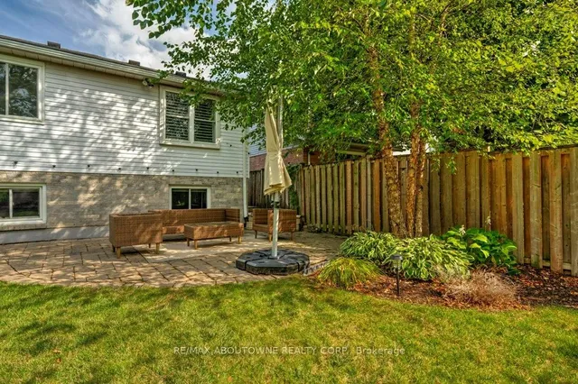 Additional image 30 of 814 Miriam Cres