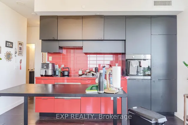 Additional image 11 of 8 Eglinton Ave Unit 5505