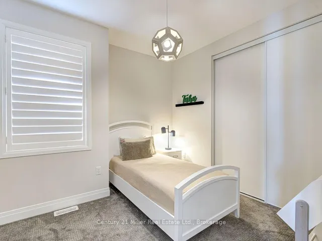 Additional image 30 of 517 Kennedy Circ