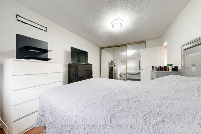 Additional image 30 of 83 Guildford Cres Unit 83