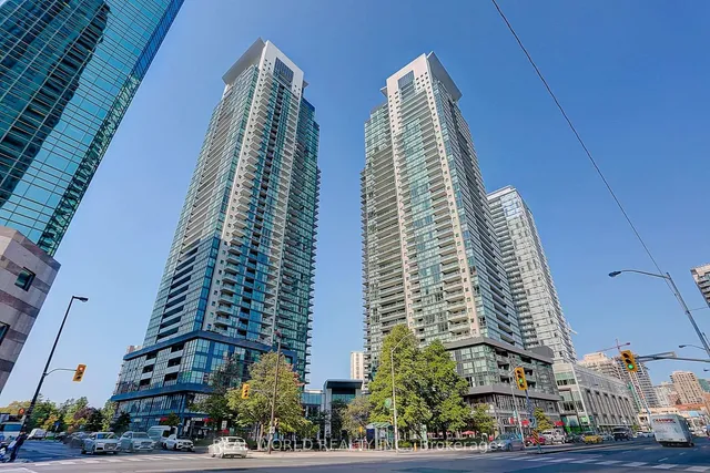 5162 Yonge St Unit Ph103
