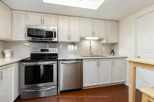 Additional image 14 of 18 Concorde Pl Unit 726