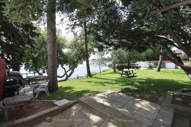 Additional image 30 of 2697 Lake Shore Blvd Unit 21