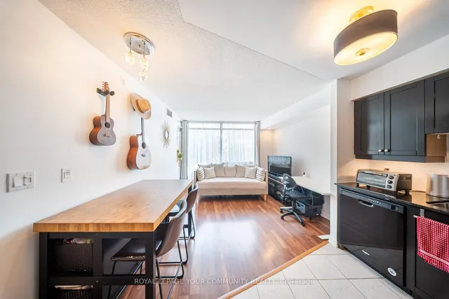 Additional image 10 of 18 Valley Woods Rd Unit 716