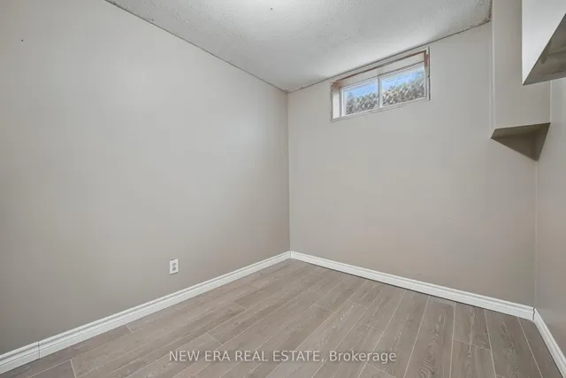 Additional image 8 of 3 Envoy Blvd