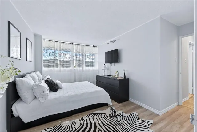 Additional image 34 of 2301 Derry Rd Unit 605