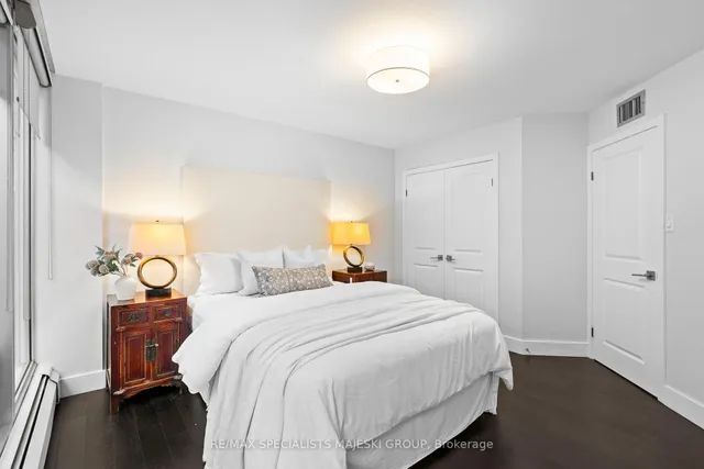 Additional image 34 of 30 Wellington St Unit 1005