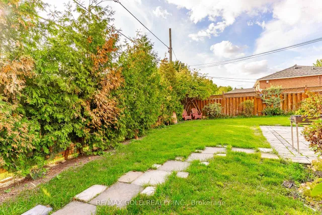 Additional image 41 of 39 Ascot Ave