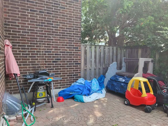 Additional image 15 of 351 Trudelle St