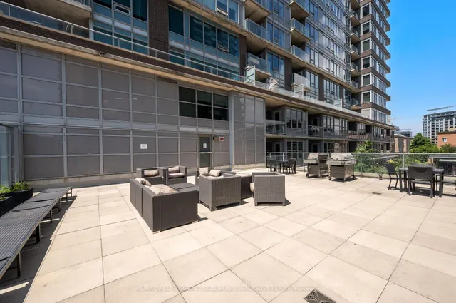 Additional image 33 of 59 East Liberty St Unit 315