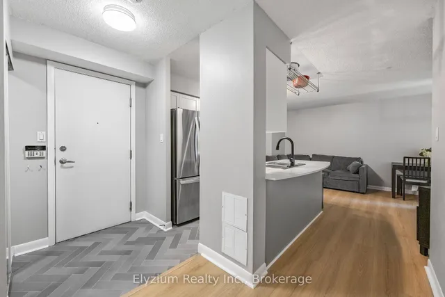 Additional image 7 of 323 Richmond St Unit 303