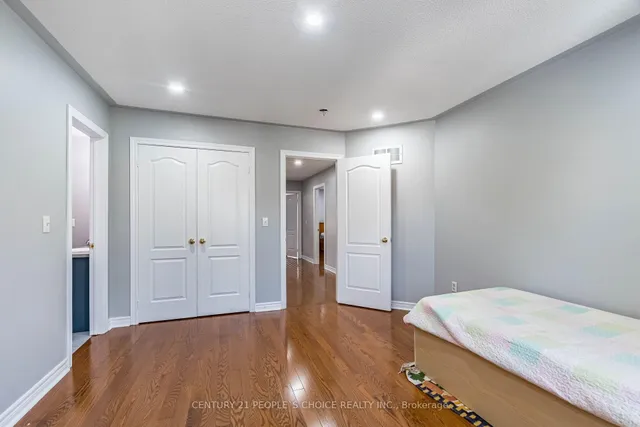 Additional image 26 of 9 Mellowood Ave