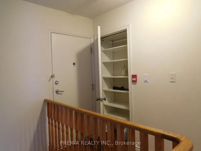 Additional image 13 of 3 Rean Dr Unit TH3