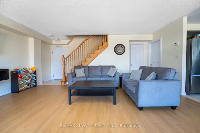 Additional image 10 of 200 Veterans Dr Unit 10