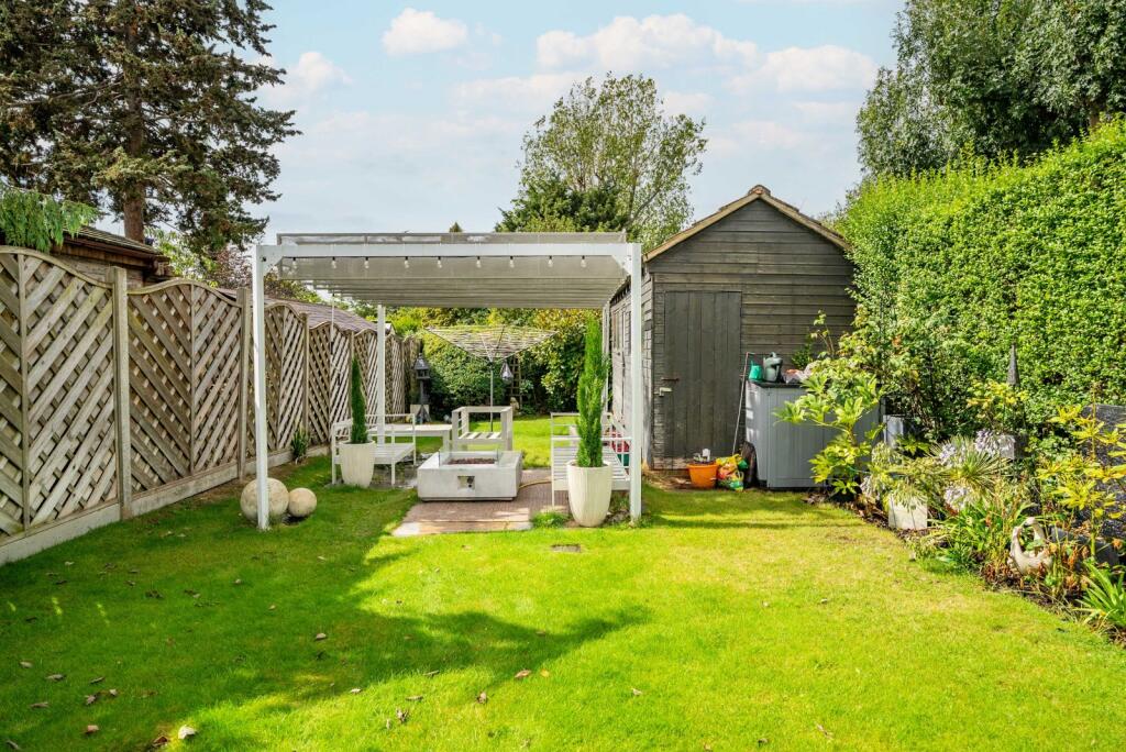 Additional image 20 of Radlett Road, Frogmore, St. Albans, Hertfordshire, AL2