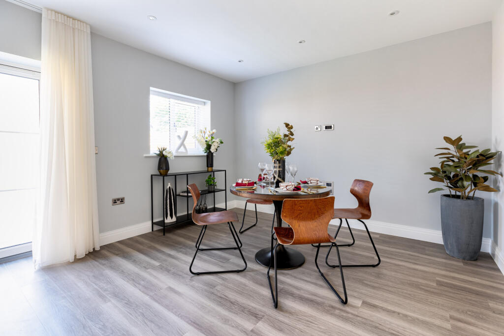 Additional image 16 of Oaklands Lane, Smallford, St. Albans, Hertfordshire, AL4