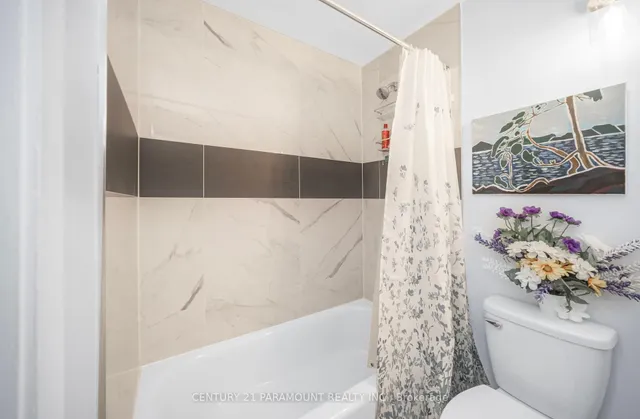 Additional image 32 of 19 London Green Crt Unit #107