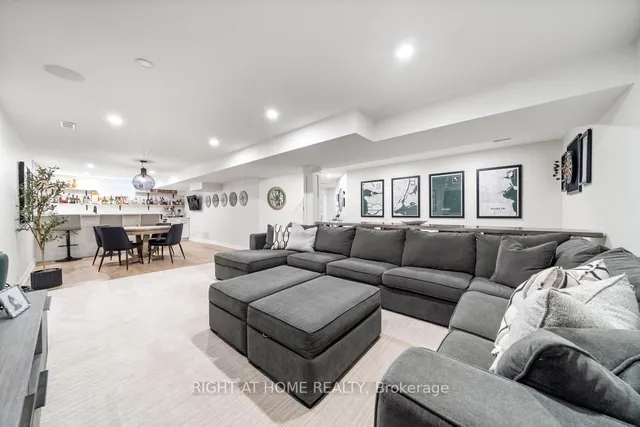 Additional image 37 of 89 Lloyminn Ave