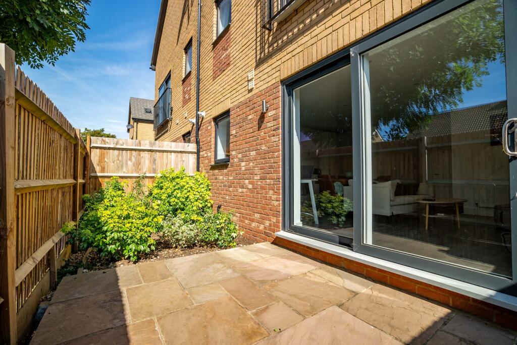 Additional image 9 of High Street, London Colney, St. Albans, Hertfordshire, AL2