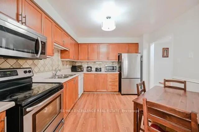Additional image 11 of 80 Wickstead Crt
