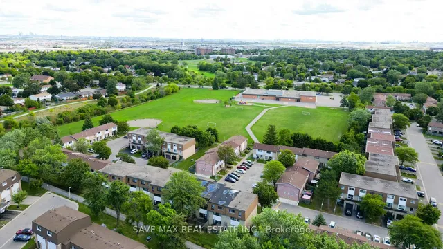 Additional image 3 of 83 Fleetwood Cres