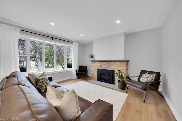 Additional image 7 of 441 Elmwood Ave