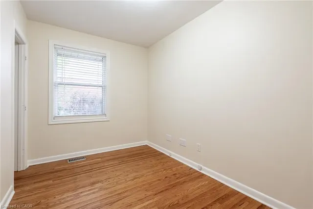 Additional image 14 of 136 Howard Ave