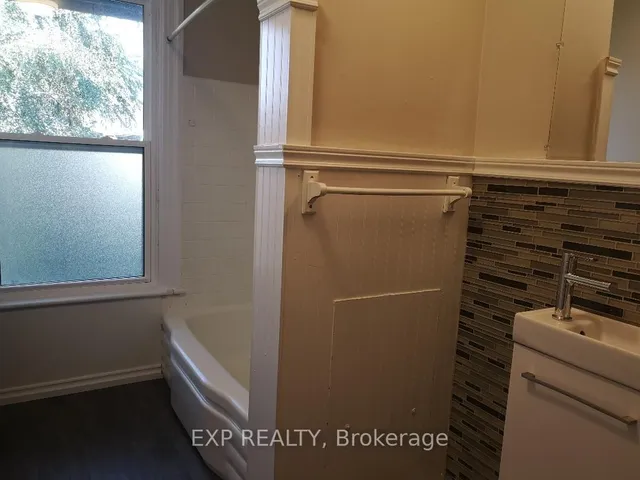 Additional image 17 of 28 Eastbourne Ave