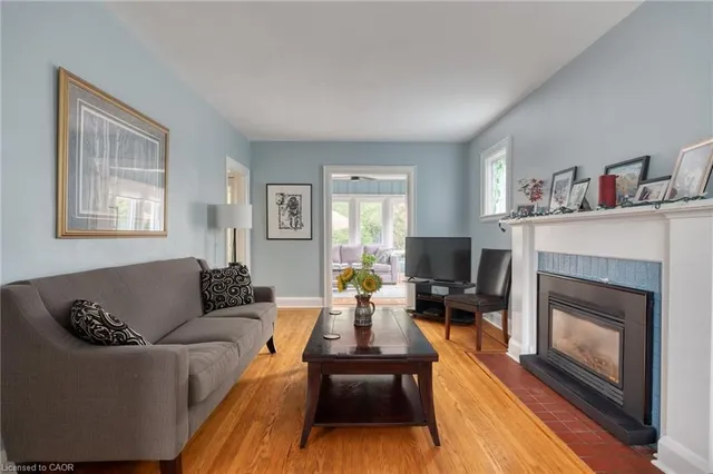 Additional image 6 of 33 East 12th St