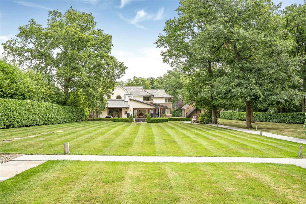 Additional image 28 of Park Street Lane, Park Street, St. Albans, Hertfordshire, AL2