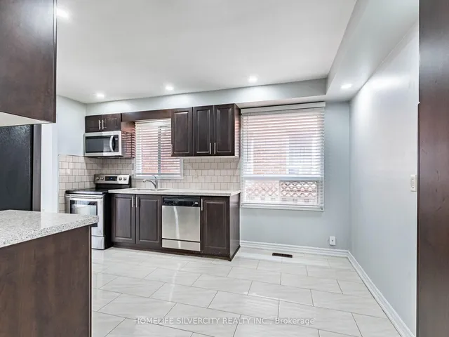 Additional image 17 of 30 Castlehill Rd