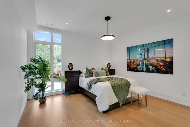 Additional image 30 of 52 Elmsthorpe Ave