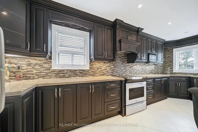 Additional image 8 of 226 Falstaff Ave