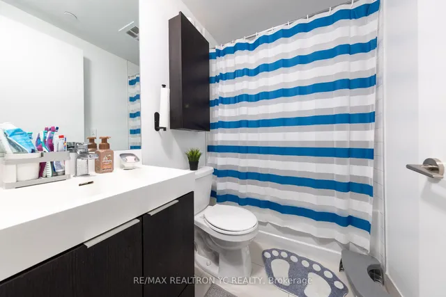 Additional image 14 of 3100 Keele St Unit 803