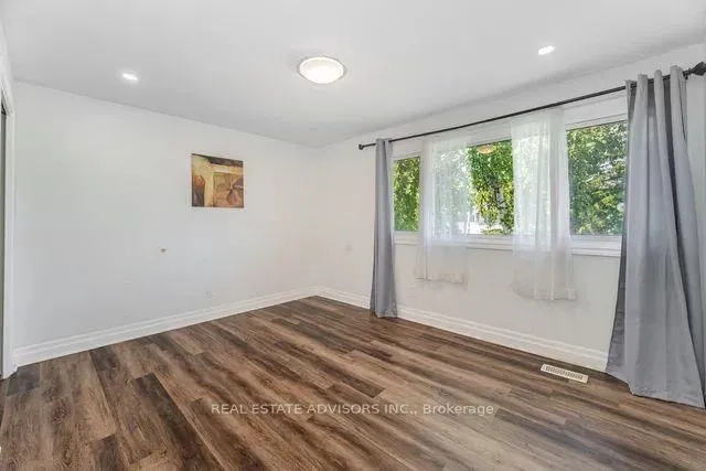 Additional image 17 of 4 Parkend Ave