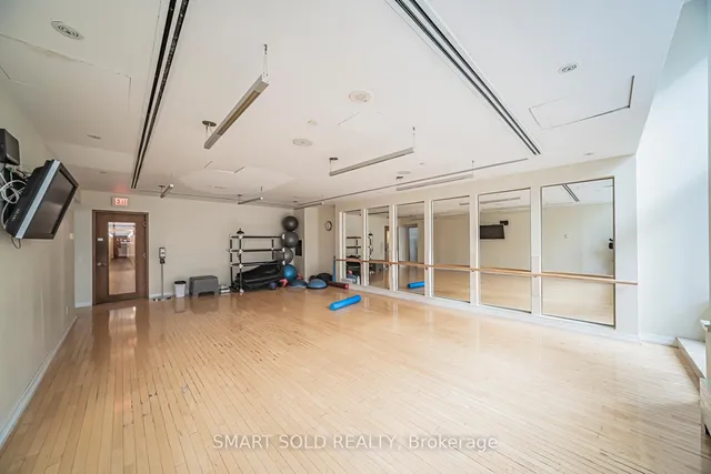 Additional image 9 of 2191 Yonge St Unit 901