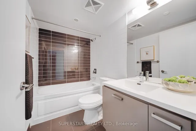 Additional image 17 of 125 Redpath Ave Unit 702