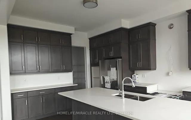 Additional image 10 of 1348 Aymond Cres