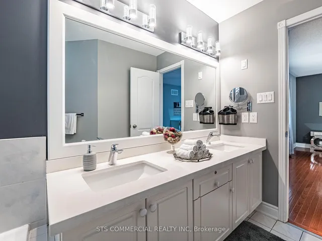 Additional image 27 of 18 Queen Mary Dr