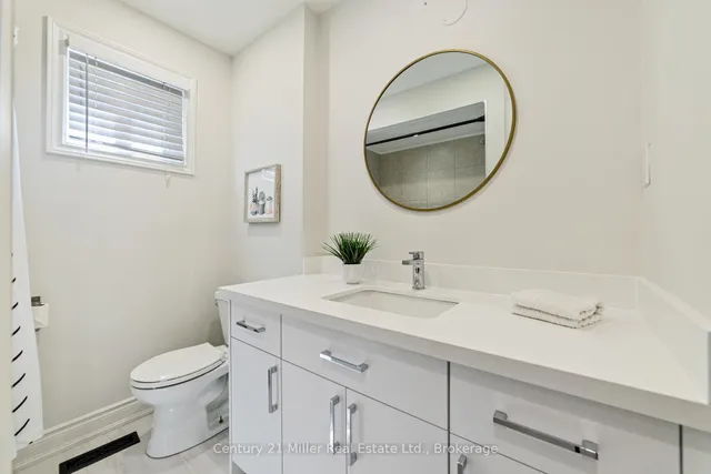 Additional image 30 of 1363 Harmsworth Sq