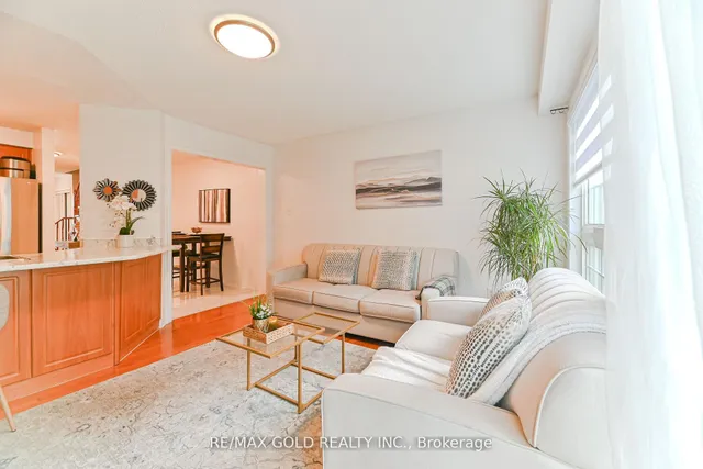 Additional image 3 of 28 Plum Hollow Crt