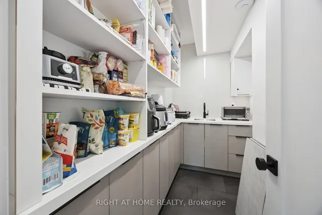 Additional image 8 of 12 Millbank Ave