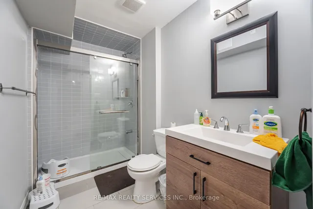 Additional image 44 of 27 Hardgate Cres
