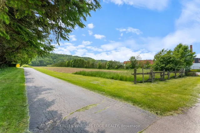 Additional image 8 of 982 Highway 8